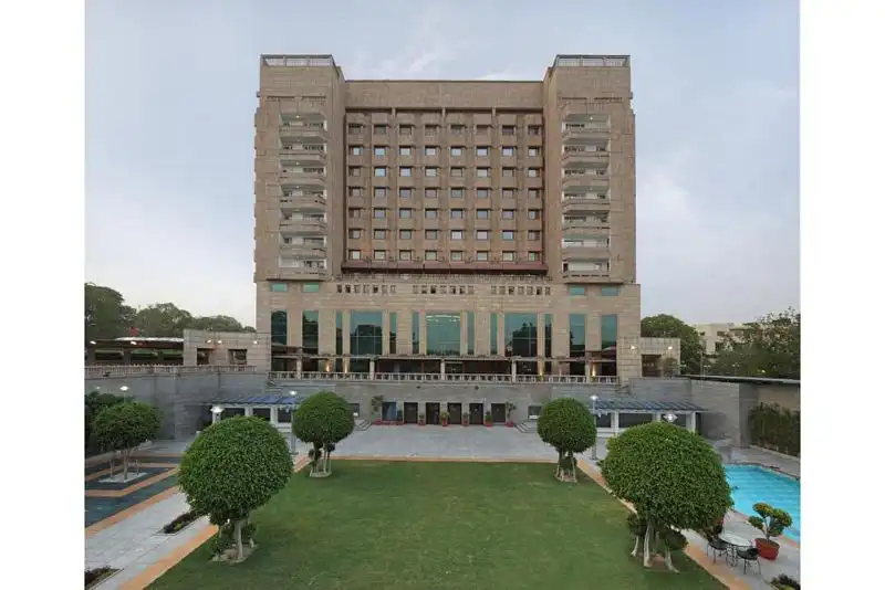 You are currently viewing Escorts near Jaypee Vasant Continental Hotel, Basant Lok, Vasant Vihar, Delhi